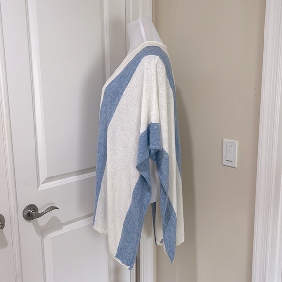 J. McLaughlin Linen Poncho Blue Stripe Cover Up Coastal Beach Resort One Size - Picture 5 of 8